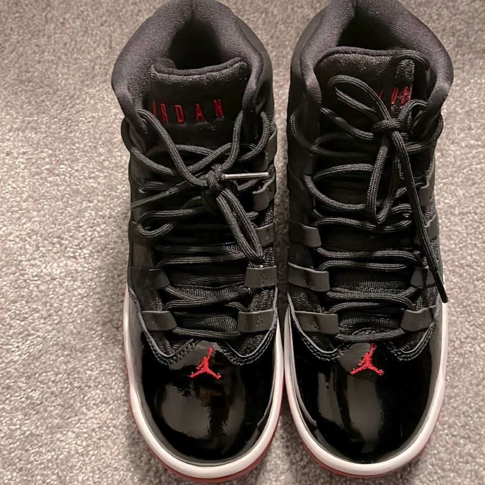BRAND NEW JORDANS. Size 4 BOYS.